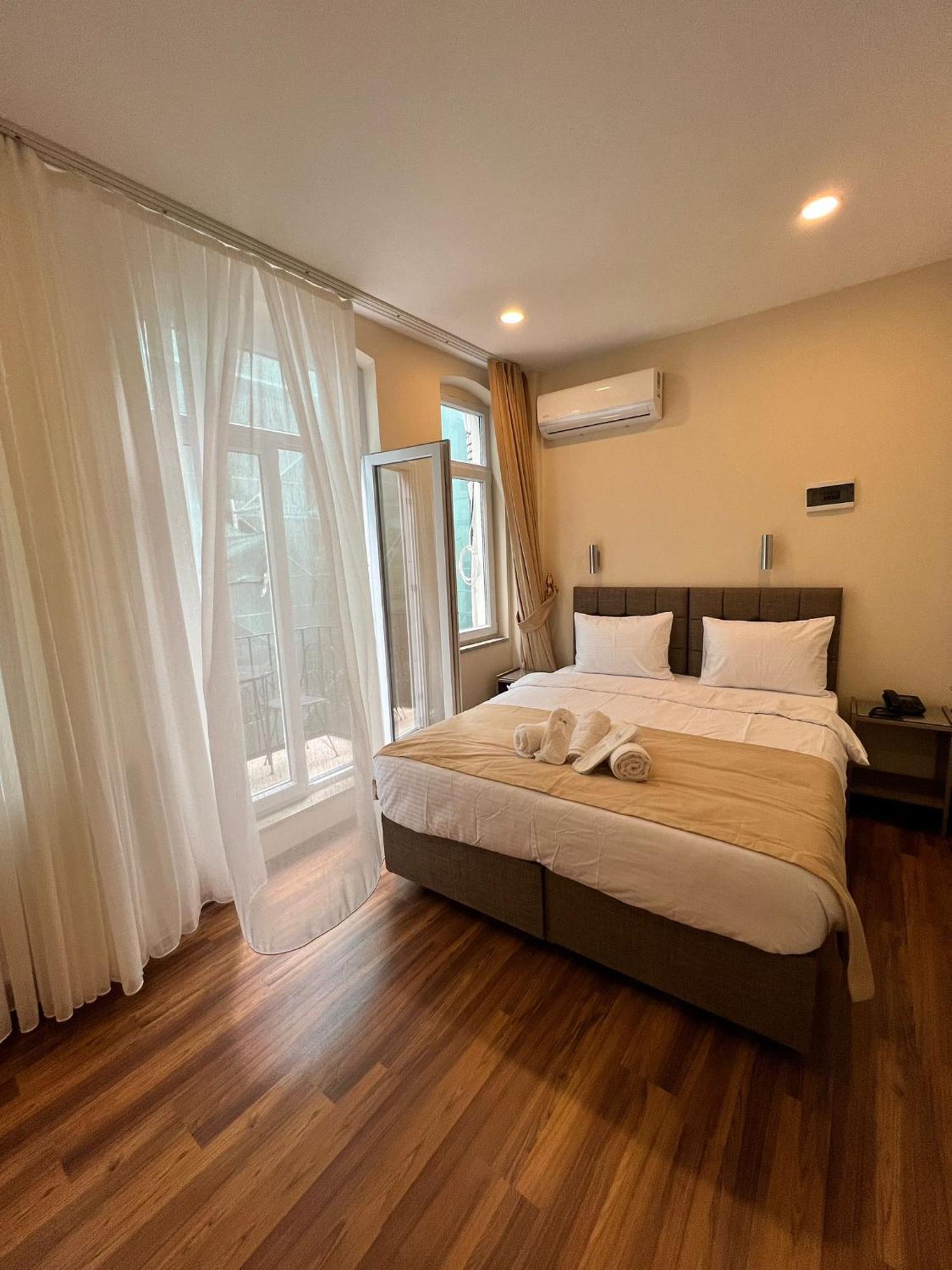 Taksim Nacre 360 Suit Istanbul Exterior foto